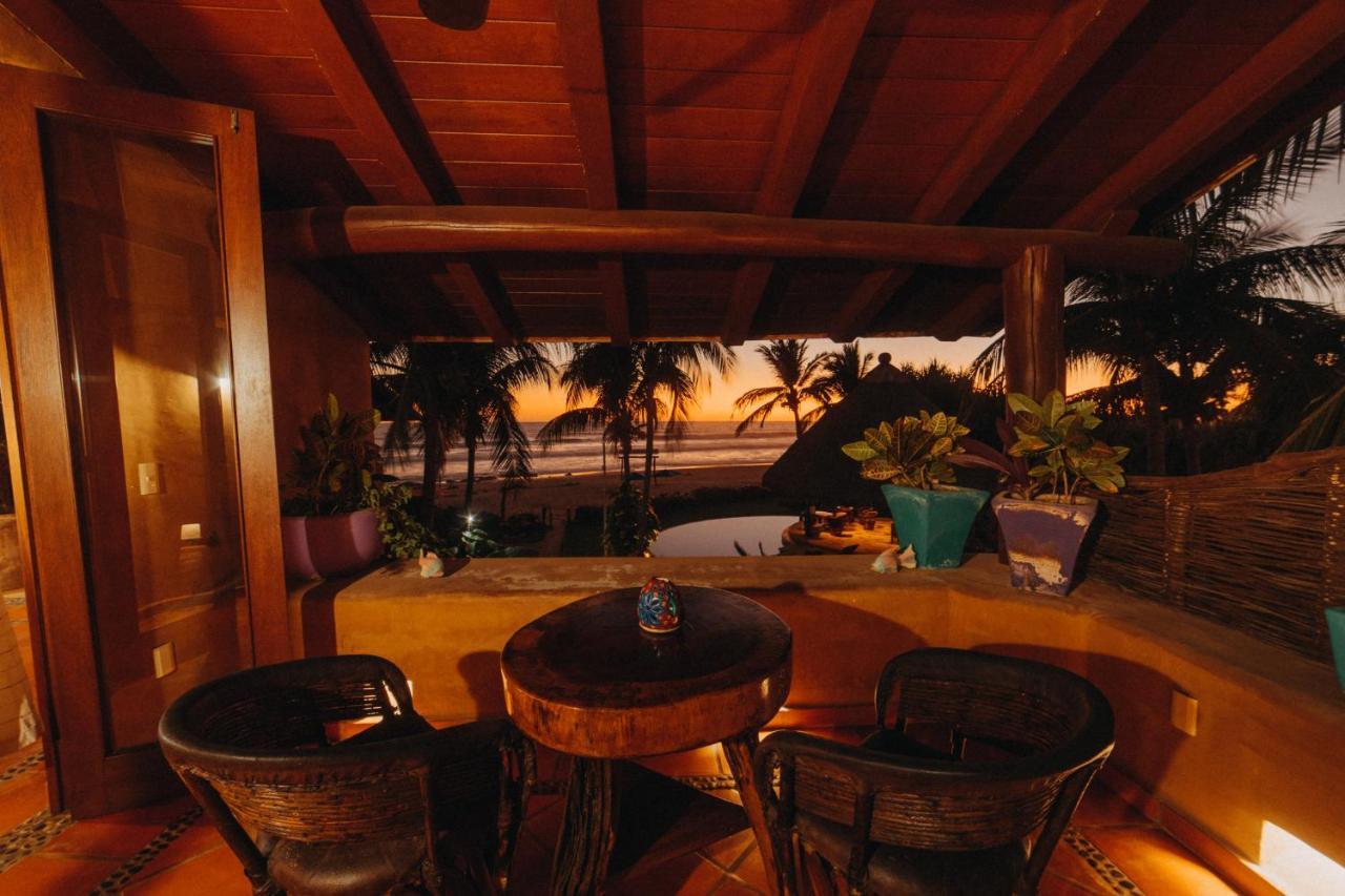 Tres Mujeres Hotel ตรอนโกเนส ภายนอก รูปภาพ