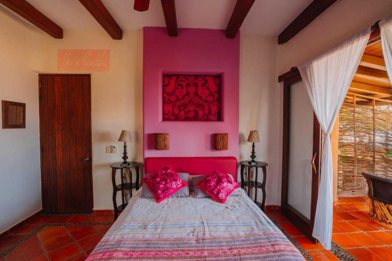 Tres Mujeres Hotel ตรอนโกเนส ภายนอก รูปภาพ