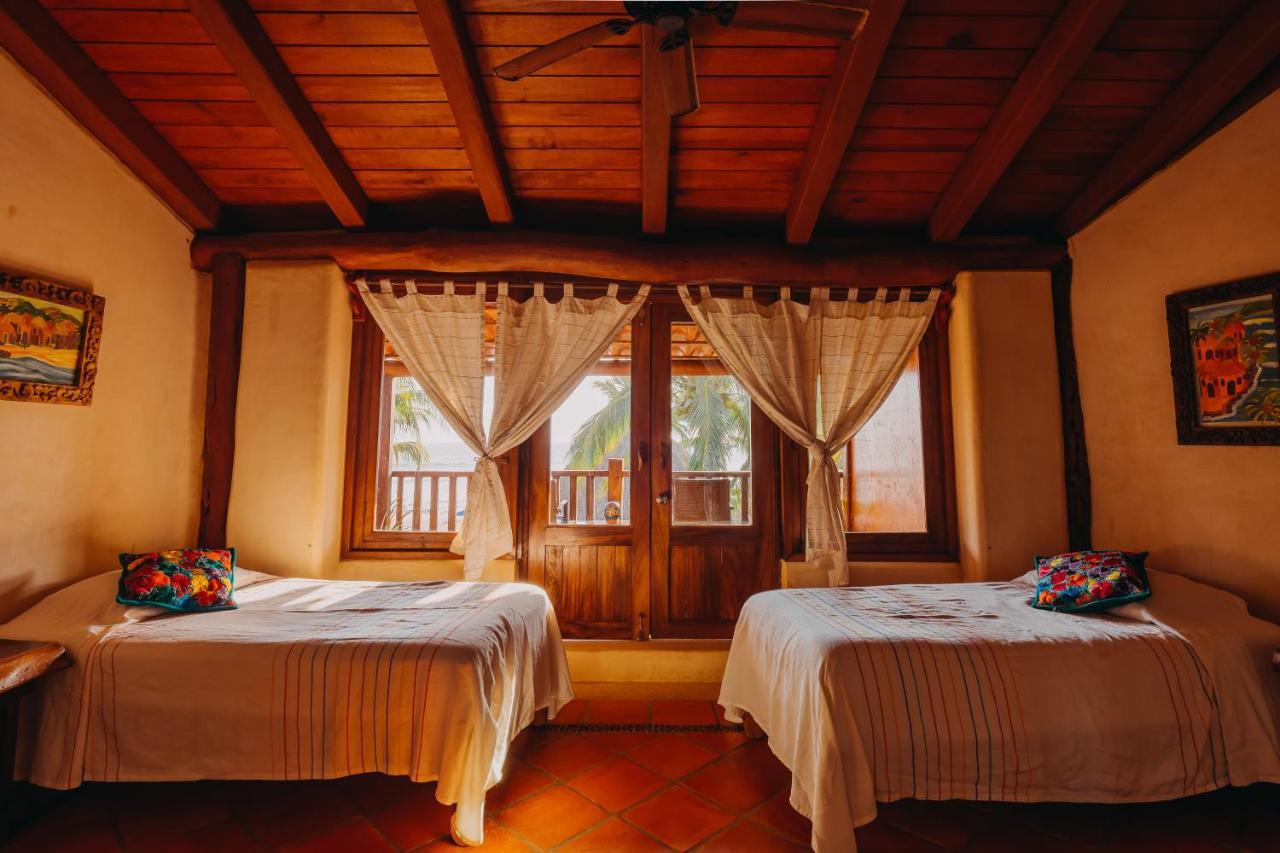 Tres Mujeres Hotel ตรอนโกเนส ภายนอก รูปภาพ